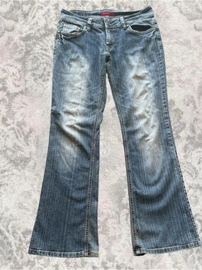 Classic Blue Denim Women’s 32 Y2K Mid Ride Wide Leg 2000s Faded Jeans